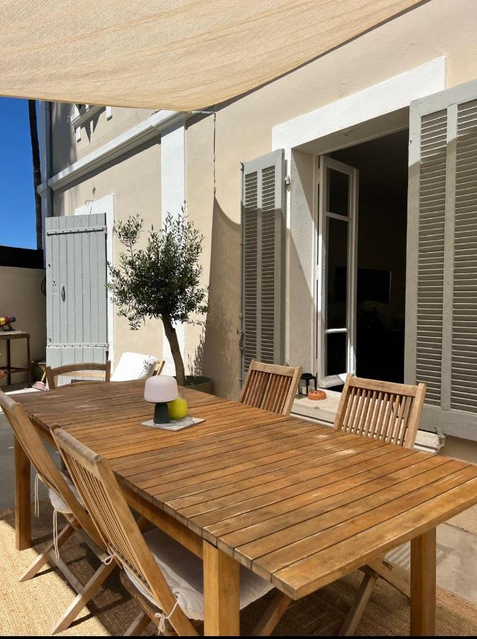 Casa Andrea Appartement Tout A Pied Avec Grand Jardin Sanary-sur-Mer Exterior photo